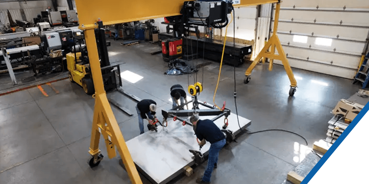 01-safety-tips-for-material-handling-cranes