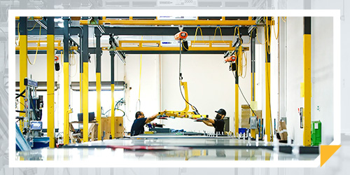 Best Cranes for Different Facility Layouts